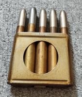 Nábojový rámeček Gewehr 88 + delaborované náboje
